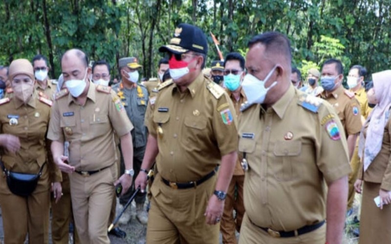 Gubernur-Kawasan-Industri-768x338_copy_800x500
