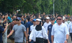 Mirza-Jihan Berada di Barisan Depan saat Gladi Kotor Pelantikan di Monas Mirza-Jihan Berada di Barisan Depan saat Gladi Kotor Pelantikan di Monas