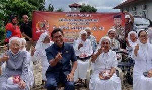 Anggota DPRD Lampung Fraksi PKS, Heni Susilo berkunjung ke Rumah Bahagia Vita Grasia, Gisting, Tanggamus. | Ist