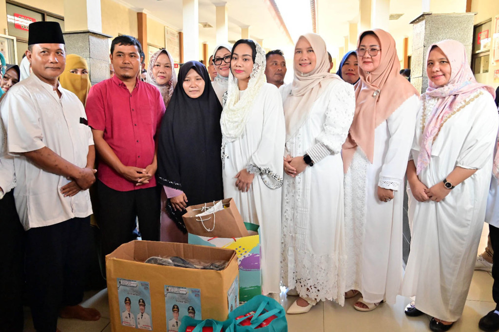 Temuan Bayi di Belakang Ponpes Babul Hikmah, Bupati Egi dan Zita Anzani Siap Jadi Orang Tua Asuh