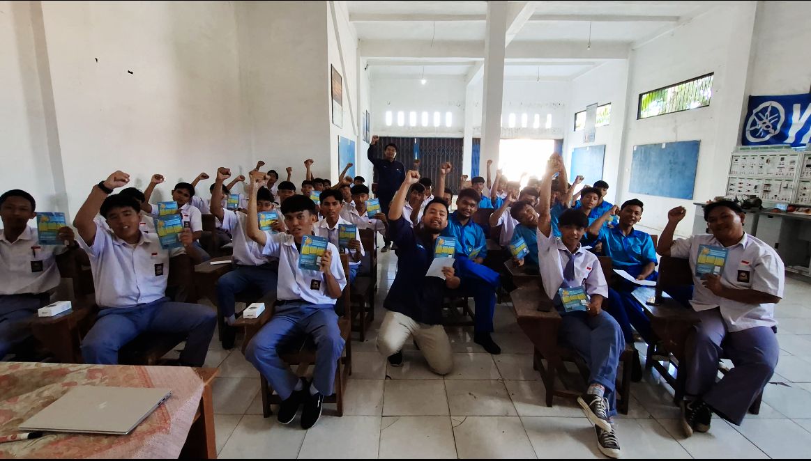 Antusiasme Peserta Sosialisasi PLN Mobile Siswa SMK BLK Bandar Lampung
