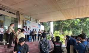 Ratusan Mahasiswa Unila Kepung Rektorat Tuntut Keadilan untuk Pratama