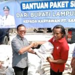 Gaji Tak Dibayar 3 Bulan, Ratusan Buruh PT San Xiong Steel Dapat Bantuan Sembako dari Bupati Lamsel