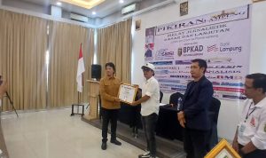 Ketua IJP Lampung Abung Mamasa menjadi pemateri pelatihan jurnalistik