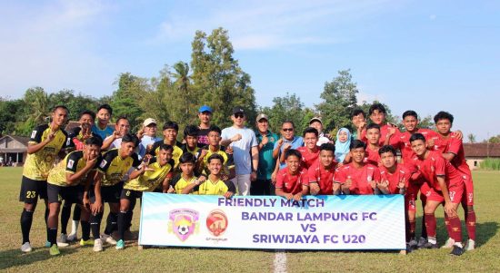 Laga Persahabatan BLFC vs Sriwijaya FC U-20 Dibuka Bupati Lamsel, Dukung Lahirnya Talenta Muda
