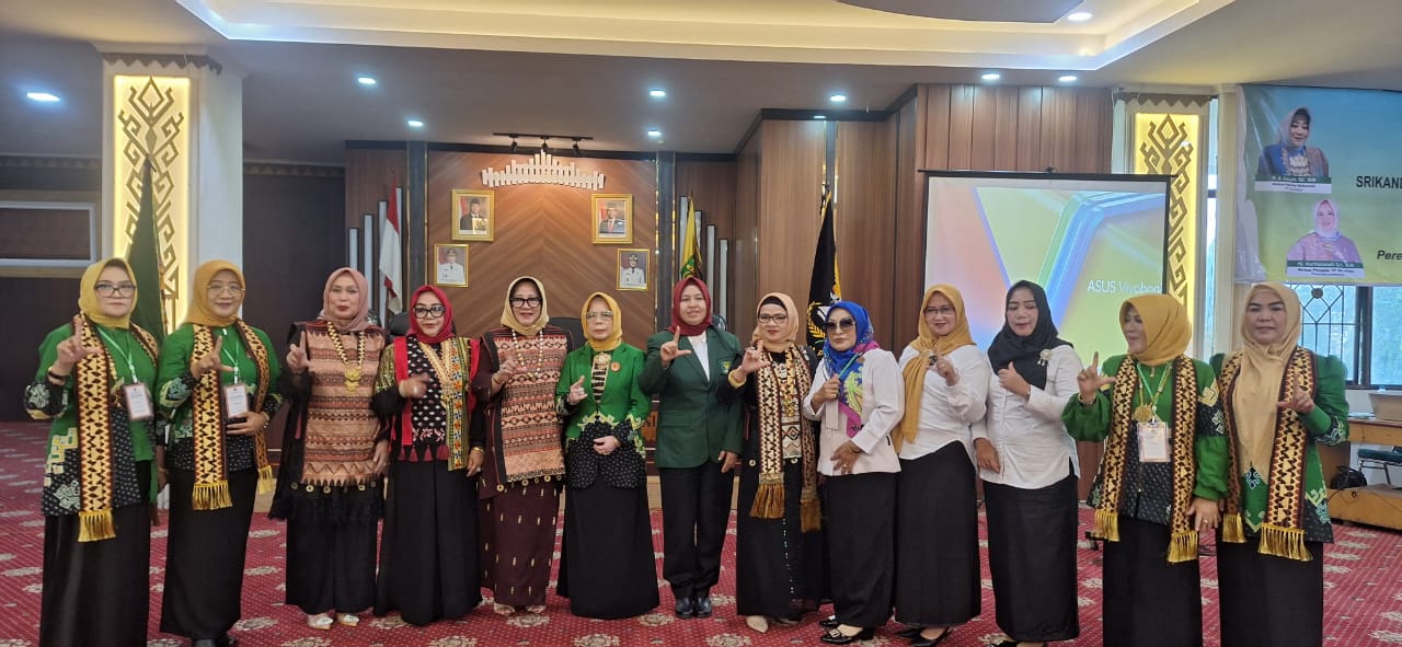 Foto bersama usai Musda II TP Sriwijaya Lampung. | Ist Foto bersama usai Musda II TP Sriwijaya Lampung. | Ist