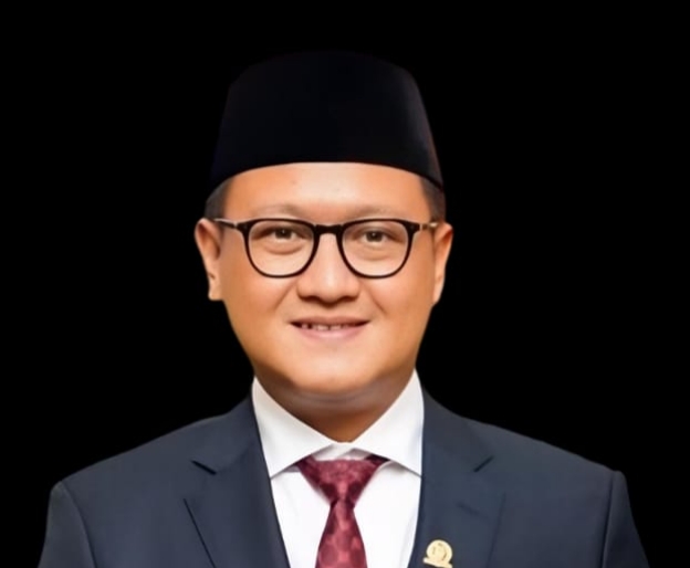 Ketua DPRD Lampung Ahmad Giri Akbar