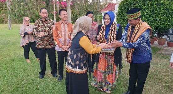 Dwita Ria Gunadi Sosialisasikan Empat Pilar Kebangsaan di Maroko, Sekaligus Perkenalkan Tapis Lampung
