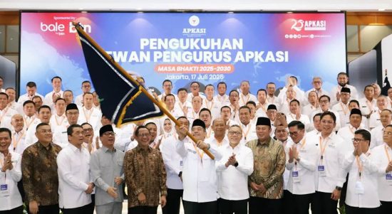 Acara pengukuhan pengurus Asosiasi Pemerintah Kabupaten Seluruh Indonesia (Apkasi) masa bakti 2025-2030. | ist