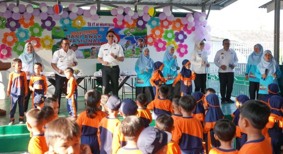 Pagi Ceria Bersama Bupati Egi: Tawa dan Harapan Anak TK IT Al Mumtaza di Hari Anak Nasional
