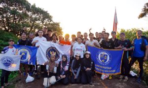 Eksplorasi Gunung Rajabasa, Zita Anjani Gaungkan Wisata Lampung Selatan dari Ketinggian 1.281 MDPL