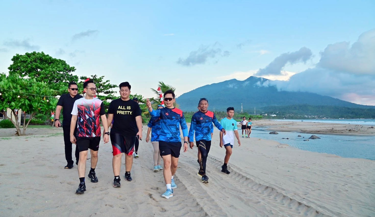 Bupati Egi Turun Langsung Cek Jalur, Krakatau Beach Run 2025 Siap Jadi Event Lari Paling Eksotis di Indonesia