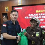 Kejari Bandar Lampung menggelar Bakti Sosial dan Anjangsana di HUT Kejaksaan ke-80. | ist