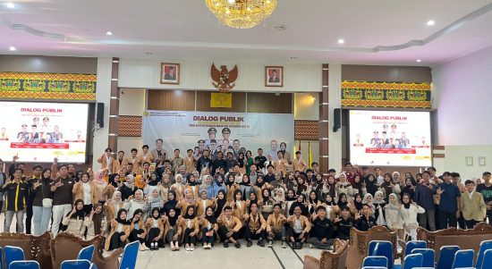 Foto bersama peserta dialog publik yang digelar Permahi Lampung. | ist