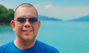 Opini Juwendra Asdiansyah: JANGAN TANYA SAYA, INI BUKAN TENTANG SAYA