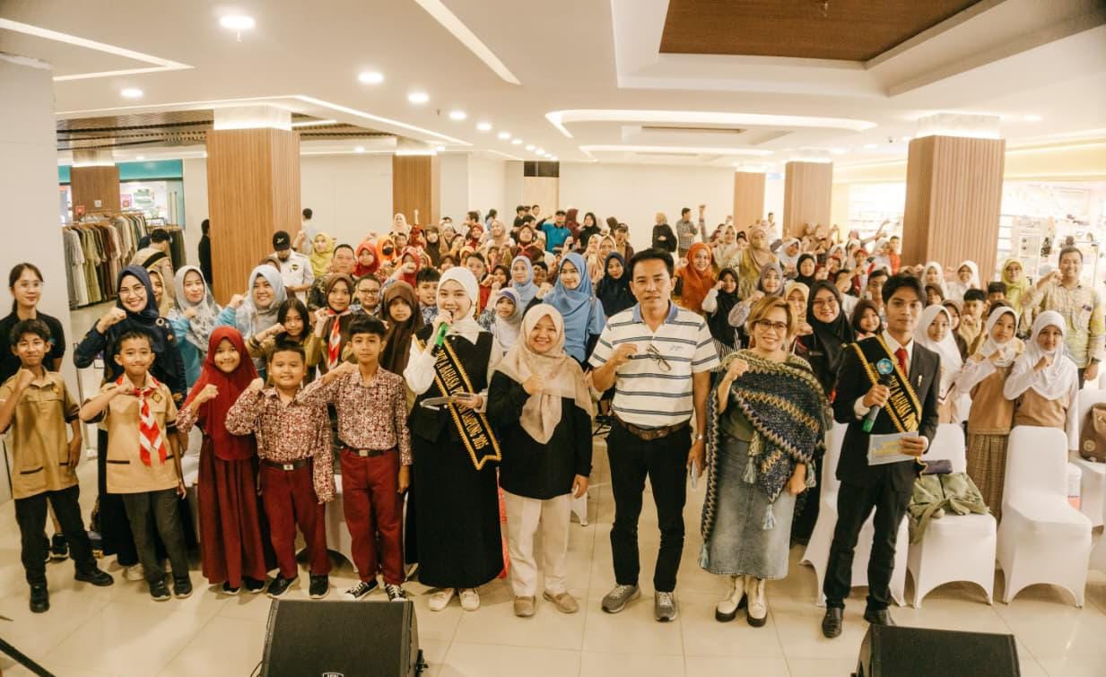 Foto bersama peserta dan narasumber kegiatan Parade Literasi yang digelar oleh Balai Bahasa Provinsi Lampung. | ist