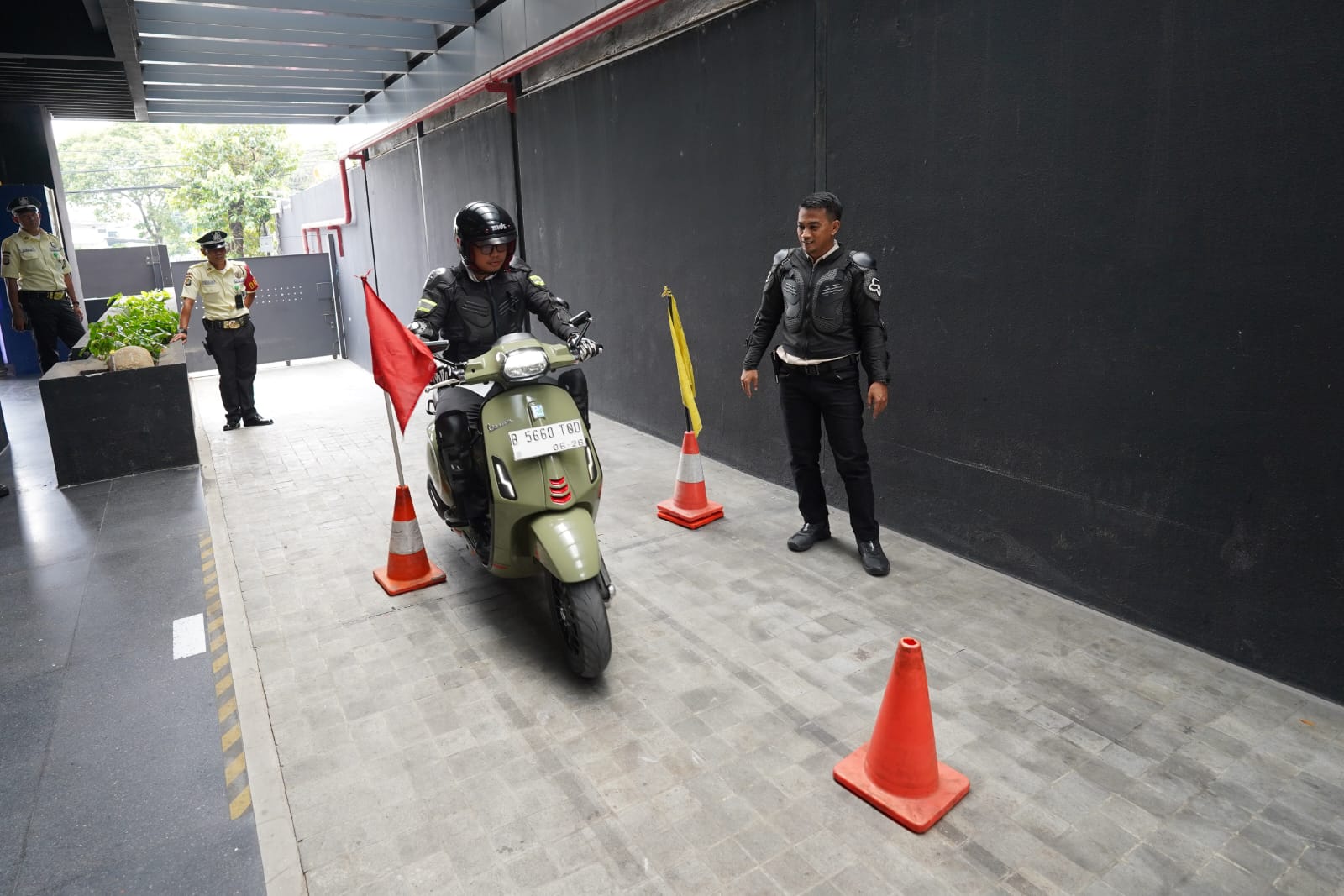 Program Defensive Safety Driving and Riding Coaching Clinic yang digelar PT PDC. | ist