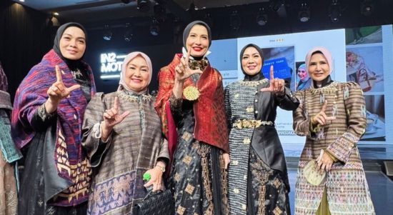 Penampilan Srikandi Lampung di ajang Indonesia International Modest Fashion Festival (IN2MOTIONFest) 2025. | ist