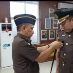 Kajari Bandar Lampung, Baharuddin, melantik Arie Apriansyah, sebagai Kepala Seksi Tindak Pidana Khusus Kejari Bandar Lampung. | ist
