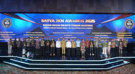 BPJS Kesehatan memberikan apresiasi kepada 110 badan usaha di acara Satya JKN Award 2025. | ist