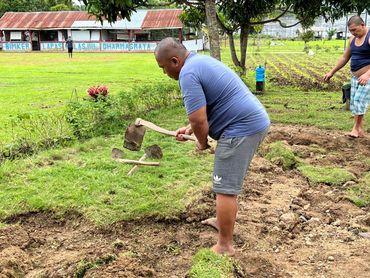 Benahi Lingkungan, Lapas Dharmasraya Renovasi Kolam Jadi Area Fungsional Benahi Lingkungan, Lapas Dharmasraya Renovasi Kolam Jadi Area Fungsional