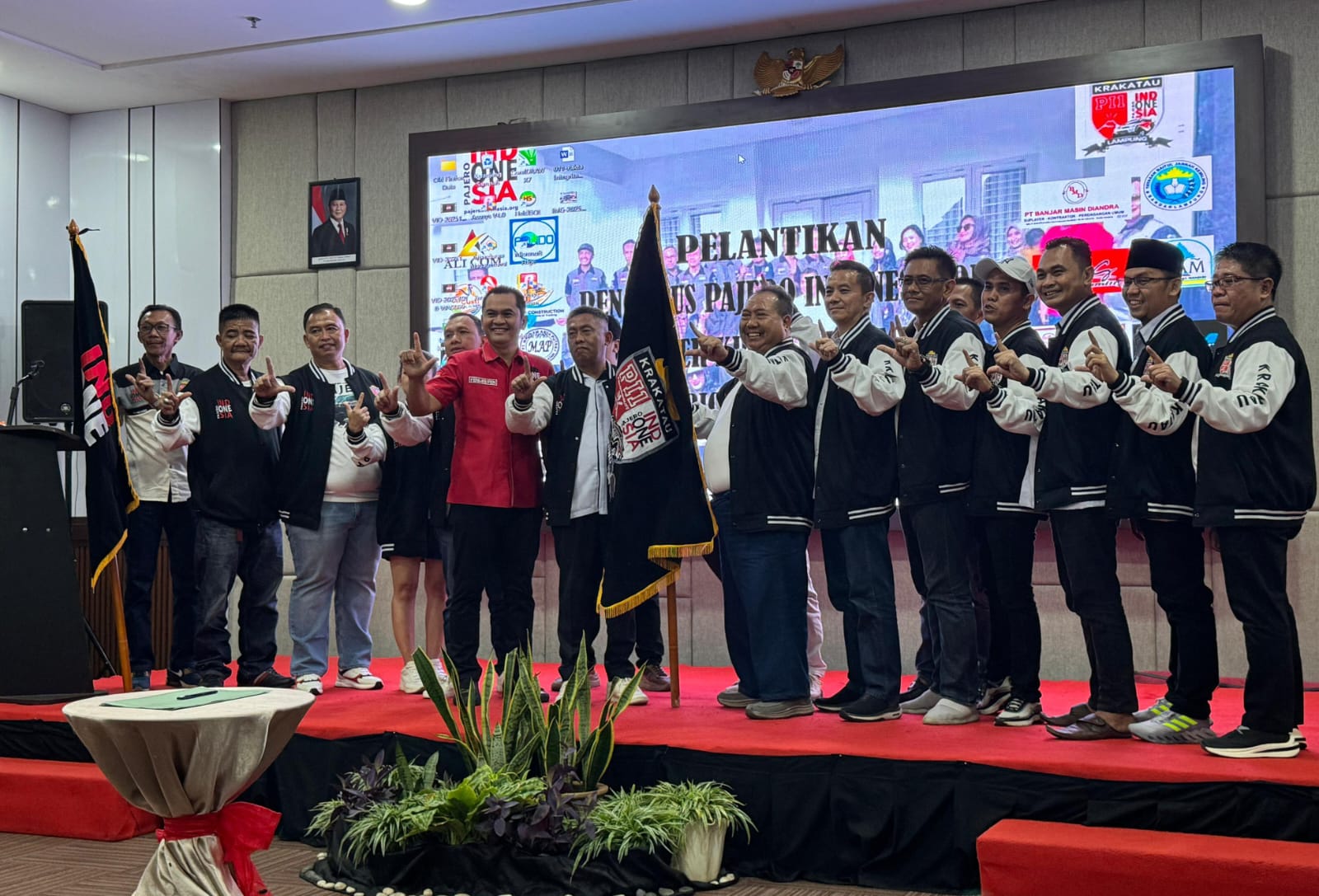 Ketua Pajero Indonesia One Chapter Krakatau Lampung periode 2025–2027 terpilih dalam Rakerda di Hotel Aston, Bandar Lampung, Sabtu, 18/10/2025. | ist Ketua Pajero Indonesia One Chapter Krakatau Lampung periode 2025–2027 terpilih dalam Rakerda di Hotel Aston, Bandar Lampung, Sabtu, 18/10/2025. | ist
