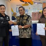 Kejari Bandar Lampung menyetorkan uang pengganti kerugian negara dalam perkara tindak pidana korupsi proyek Jalan Ir. Sutami Tahun Anggaran 2018–2019, ke kas negara. | ist