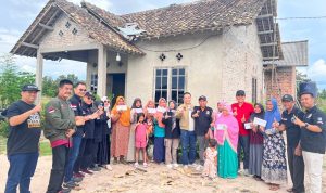 Puting Beliung Terjang Candipuro, PI-One Chapter Krakatau Gerak Cepat Salurkan Bantuan