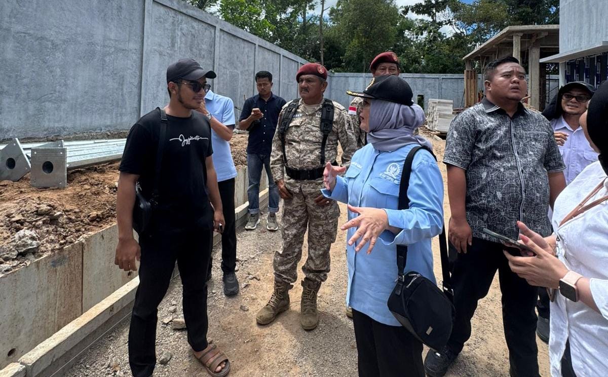 Perkuat Ekonomi Pesisir ala Prabowo, Dwita Ria Tinjau Kampung Nelayan Merah Putih di Sukorahayu