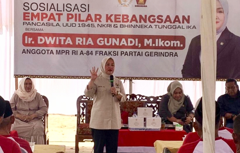 Dwita Ria Tekankan Pencegahan Ilegal Logging dalam Sosialisasi 4 Pilar Kebangsaan di Sendang Agung Dwita Ria Tekankan Pencegahan Ilegal Logging dalam Sosialisasi 4 Pilar Kebangsaan di Sendang Agung