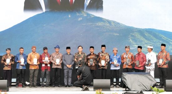 Desa Suak, Kecamatan Sidomulyo, Kabupaten Lampung Selatan, meraih Juara Favorit Lomba Desa Wisata Nusantara Tahun 2025 Tematik Ramah Lingkungan. | ist
