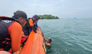 Tim SAR Gabungan Evakuasi Lima Nelayan di Perairan Pulau Segama
