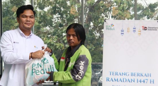 PLN UID Lampung Gelar Pasar Murah Ramadan, 1.200 Paket Sembako Disalurkan untuk Masyarakat