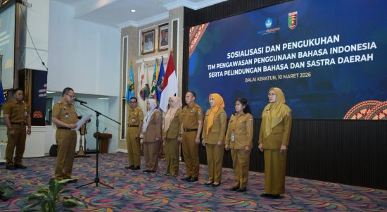 Tim Pengawasan Bahasa Indonesia dan Pelindungan Bahasa Daerah Resmi Dikukuhkan di Lampung