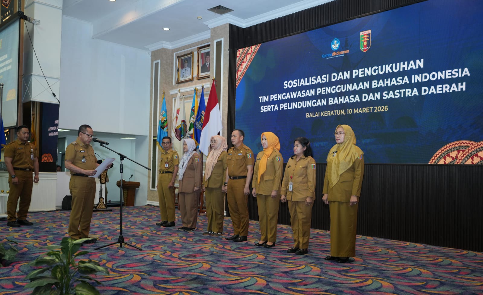 Tim Pengawasan Bahasa Indonesia dan Pelindungan Bahasa Daerah Resmi Dikukuhkan di Lampung