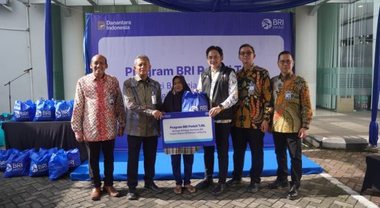 BRI Region 5 Bandar Lampung Tebar Kebaikan Ramadan Lewat Program TJSL “Berbagi Bahagia”