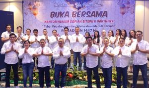Buka Puasa Bersama, Kantor Hukum Sopian Sitepu & Partners Perkuat Silaturahmi-Semangat Perjuangan