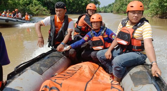 Tim SAR Temukan Jasad Pemuda yang Tenggelam di Sungai Way Abung