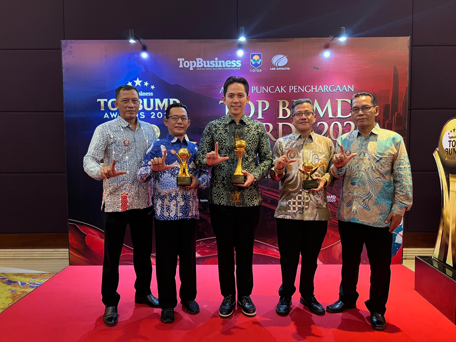 Borong 3 Penghargaan Nasional, Perumda Tirta Jasa Lamsel Sabet TOP BUMD Awards 2026 Bintang 4