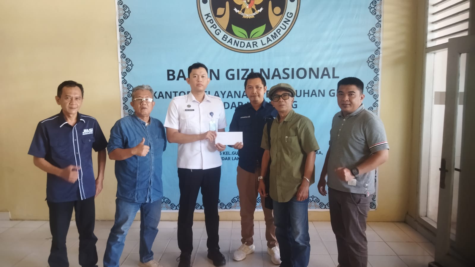 Sambangi KPPG, Sekber Asosiasi Media Siber Lampung Minta Data Lengkap SPPG dan Pengelola MBG Sambangi KPPG, Sekber Asosiasi Media Siber Lampung Minta Data Lengkap SPPG dan Pengelola MBG