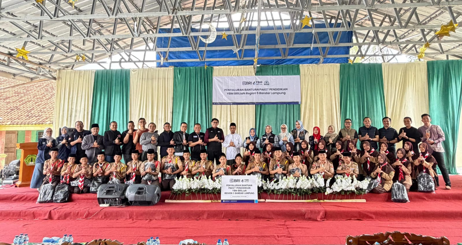 YBM BRILiaN Region 5 Bandar Lampung Salurkan Paket Pendidikan untuk Santri Ponpes Miftahul Huda 606