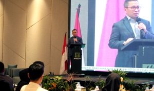 Rektor UBL Dorong Kolaborasi Global Hadapi Ancaman Krisis Iklim Rektor UBL Dorong Kolaborasi Global Hadapi Ancaman Krisis Iklim