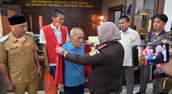 Kawal Kepulangan Mbah Mujiran, Wabup Syaiful Pastikan Hak Sosial dan Bantuan Terpenuhi