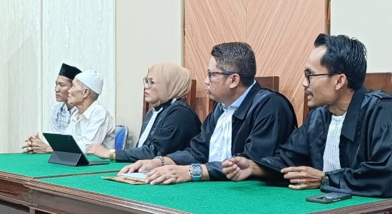 Proses Hukum Kakek Mujiran Masih Berlanjut, Komitmen PTPN Dipertanyakan