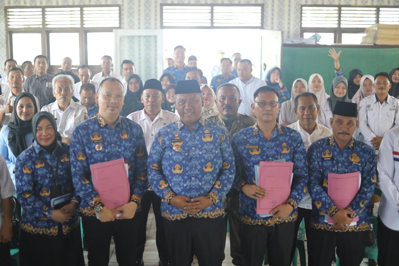 Pemkab Lamteng Distribusikan SPPT PBB 2026, Warga Diajak Dukung Pembangunan Daerah Pemkab Lamteng Distribusikan SPPT PBB 2026, Warga Diajak Dukung Pembangunan Daerah