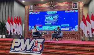 CEO AKIRA Ungkap Strategi Bisnis Bertahan di Tengah Ketidakpastian Global CEO AKIRA Ungkap Strategi Bisnis Bertahan di Tengah Ketidakpastian Global