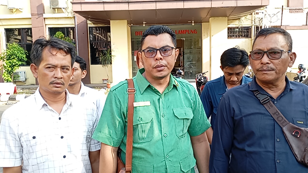 Pengacara Lamen Hendra Saputra Kuasa Hukum Eko Prihanto Tambah Bukti Akun Tiktok dan 2 Saksi ke Polda Lampung