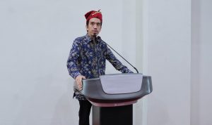 GenZ Terjebak di Antara Mesin Pintar dan Tagar Viral: Paradoks FOMO, Belajar, dan Aktivisme