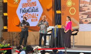 LFF 2026: Anggito Abimanyu Mainkan Flute Nyanyikan Burung Camar, Titip 3 Pesan untuk Generasi Muda