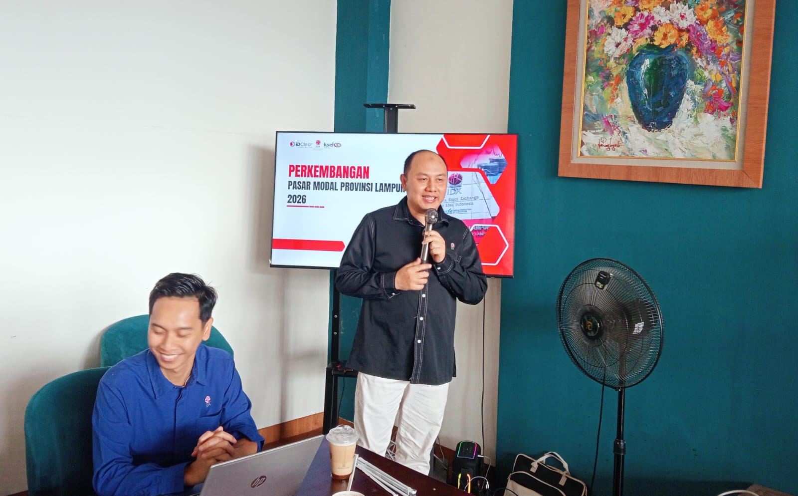 Hendi Prayogi Kepala Kantor Perwakilan Bursa Efek Indonesia (BEI) Provinsi Lampung, Hendi Prayogi,